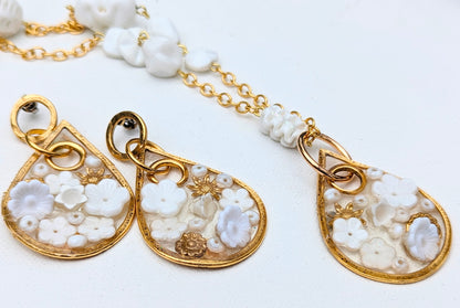 Vintage Porcelain White Flowers Necklace + Post Earrings Set Gold Plated USA Made Sugar Gay Isber