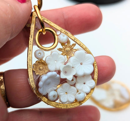 Vintage Porcelain White Flowers Necklace + Post Earrings Set Gold Plated USA Made Sugar Gay Isber